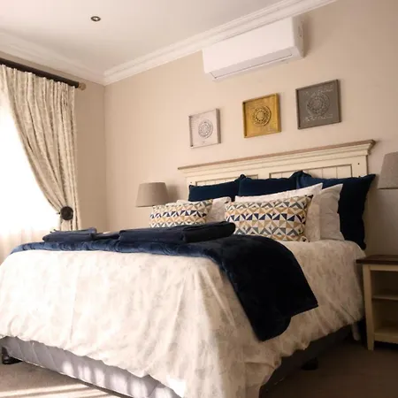 Clarens Breakaway Villa Room photo